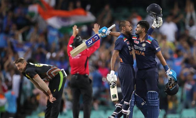 India vs Australia: Hardik Pandya's heroics help Men in Blue seal T20I series against Kangaroos