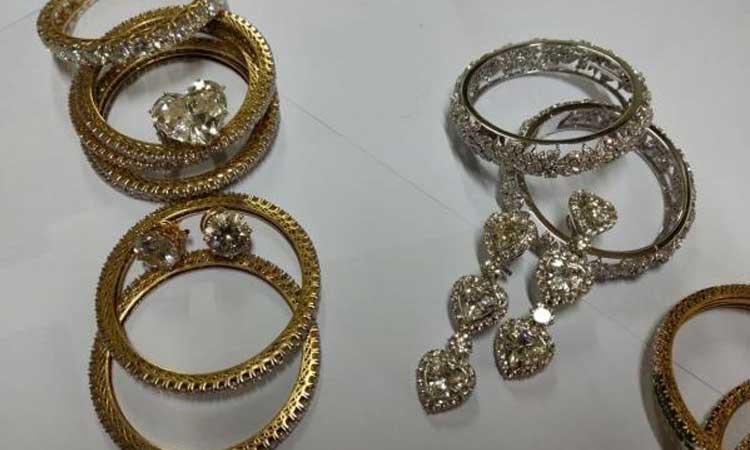 Gems-and-Jewellery