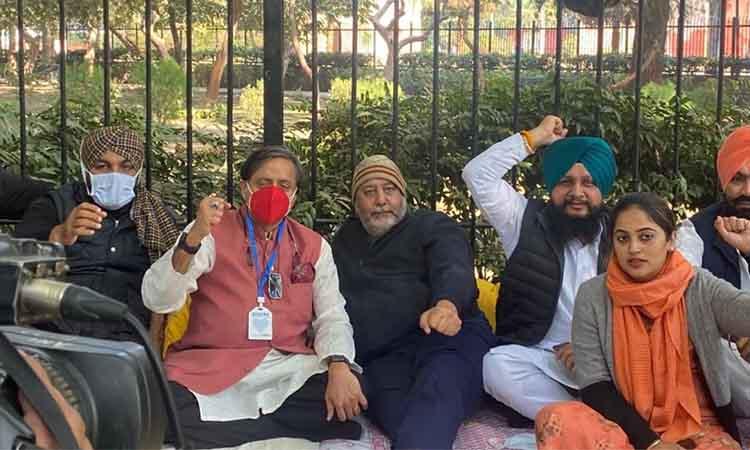 Congress-Shashi Tharoor-Farmers Protest