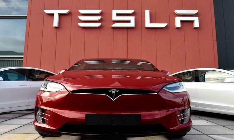 Tesla-EVs
