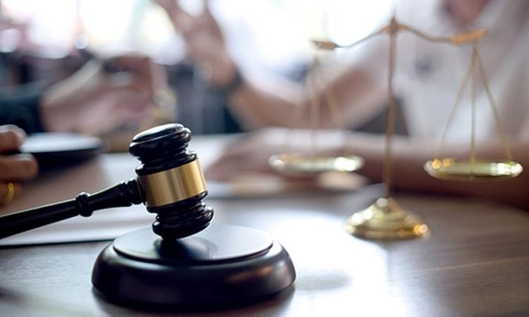 Court-verdict