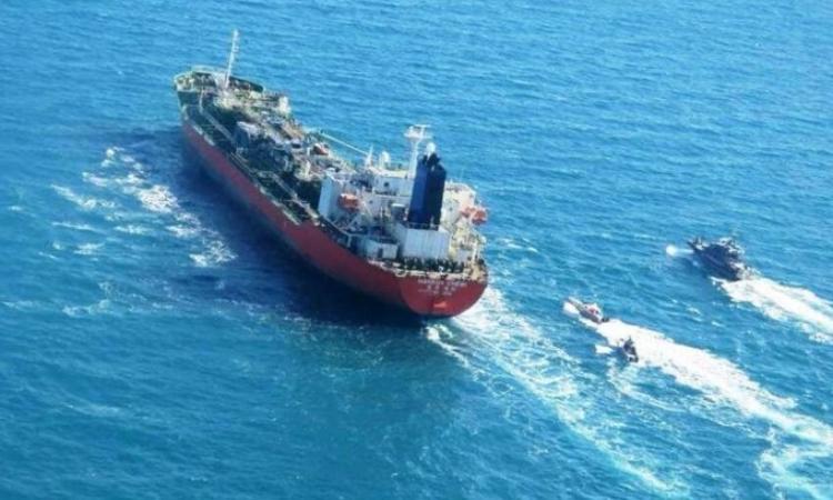 S.Korea calls for early release of tanker seized by Iran