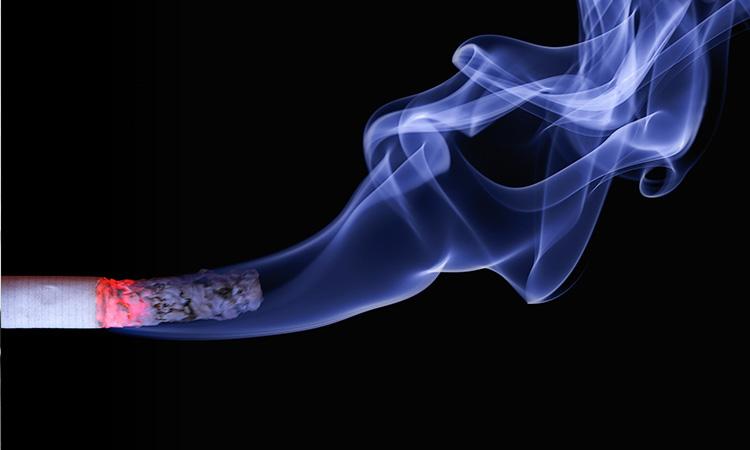 Stop smoking to reduce risk of Covid symptoms