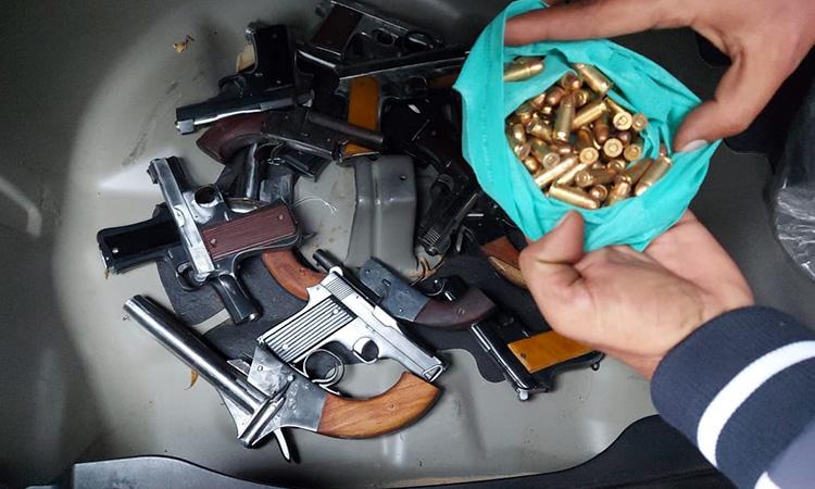Delhi police nab key member of illegal arms ring