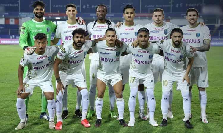 ISL-Football-Churchill-Indian Arrows