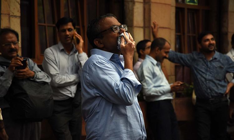 Sensex falls 144 points banking stocks fall