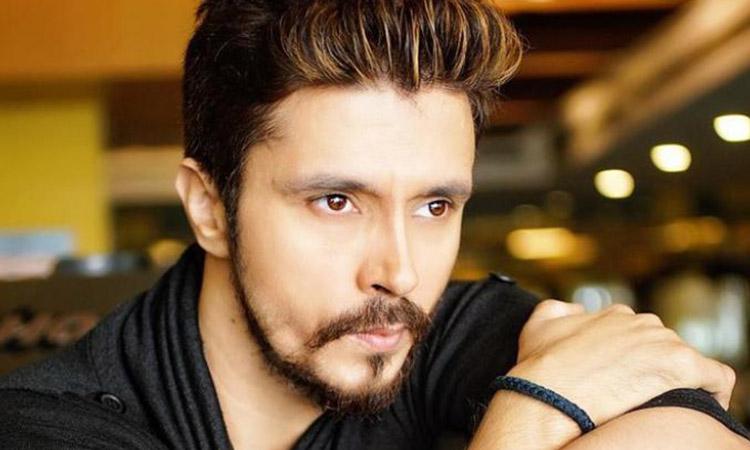 Darshan Kumar, Aparshakti Khurana, Bollywood