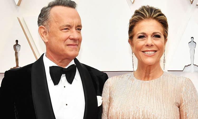 Tom Hanks, Rita Wilson, Tom Hanks on Rita Wilson
