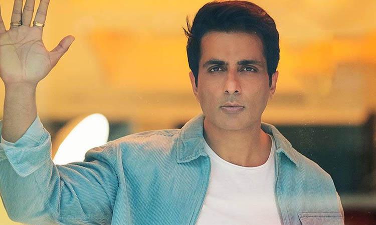 Bollywood, Sonu Sood, Sonu Sood tweets