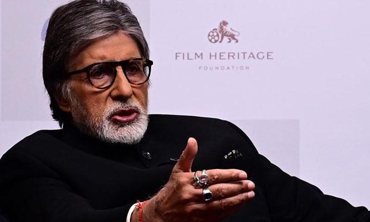 Bollywood-Amitabh Bachchan-Abhishek Bachchan-Big B