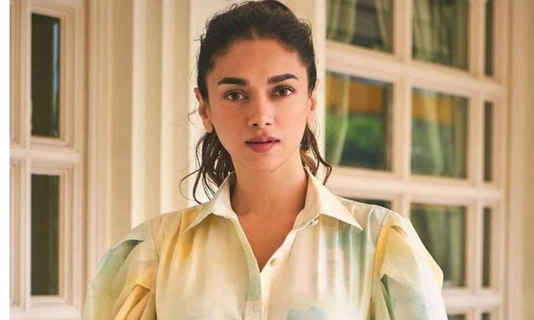 Bollywood-Aditi Rao Hydari-Actress-Theaters