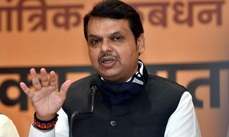 BJP demands action against Sena, Shiv Sena MLA threatens Fadnavis, BJPvs Shiv Sena