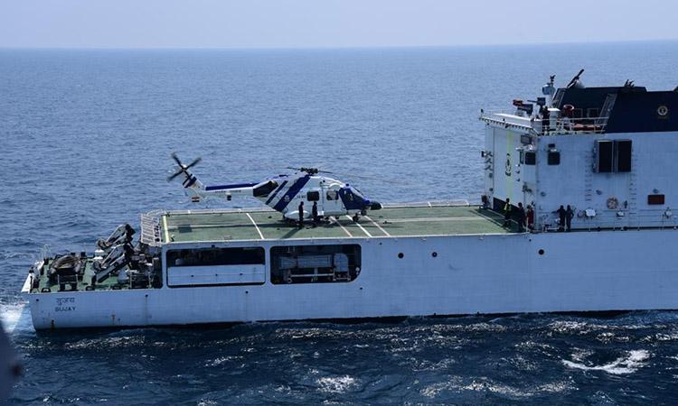 HAL chopper, HAL chopper undergoes ship-borne trials, ship-borne trials off Chennai coast, Aerospace