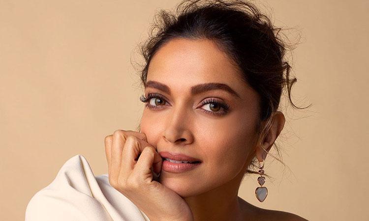 Bollywood-Deepika Padukone-Covid positive