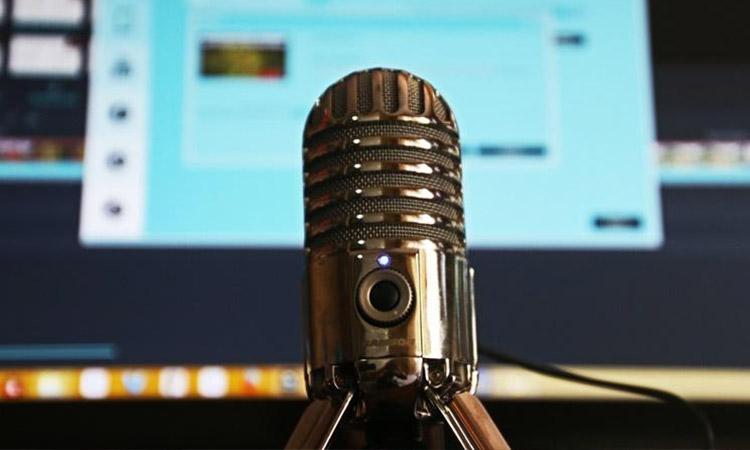 Podcast, spotify podcast, podcast trend, topics for podcast, What's next for podcasts in 2021?