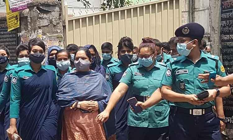 Bangladesh journalist accused of 'stealing' government documents jailed