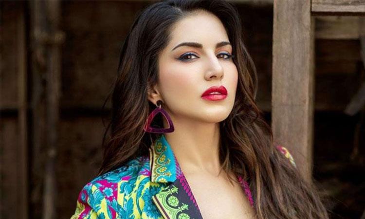 Sunny-Leone