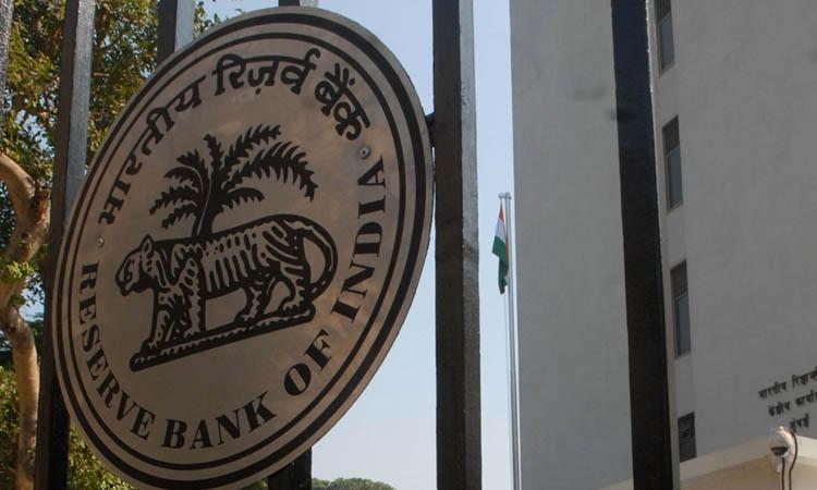 RBI cuts growth forecast for FY22 to 9.5%