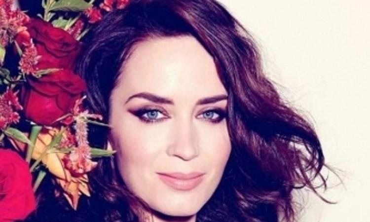 Emily-Blunt