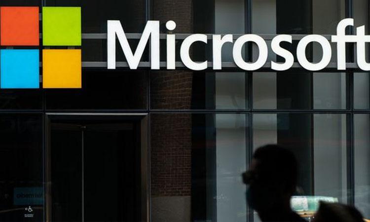 Microsoft, Microsoft patents Logo ,Microsoft patents Logo shaped under-display camera, Microsoft patents Logo shaped under-display camera tech