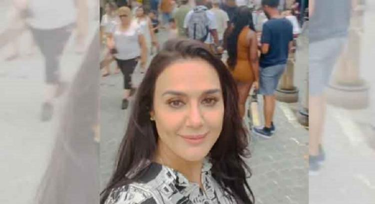 Commenting on Preity's post, fans showered her with love and said she is looking lovely