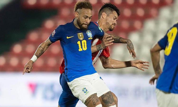 Copa America: Neymar on target as Brazil blank Venezuela 3-0
