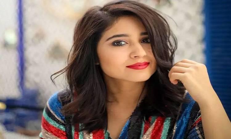 Shweta is known for her work in the web-space