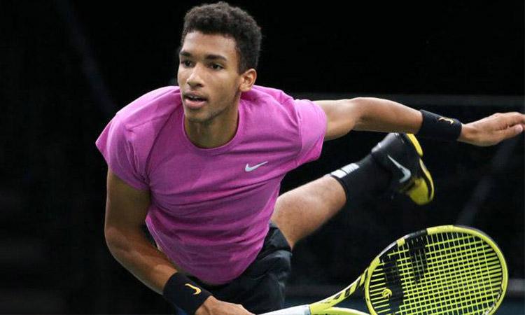 Roger Federer, Roger Federer rank, Roger Federer Net worth, Novati Open, Auger-Aliassime, Auger-Aliassime rallies to beat childhood idol Federer