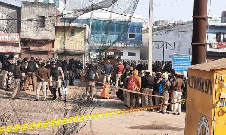 Tension at Tikri border after man burnt to death