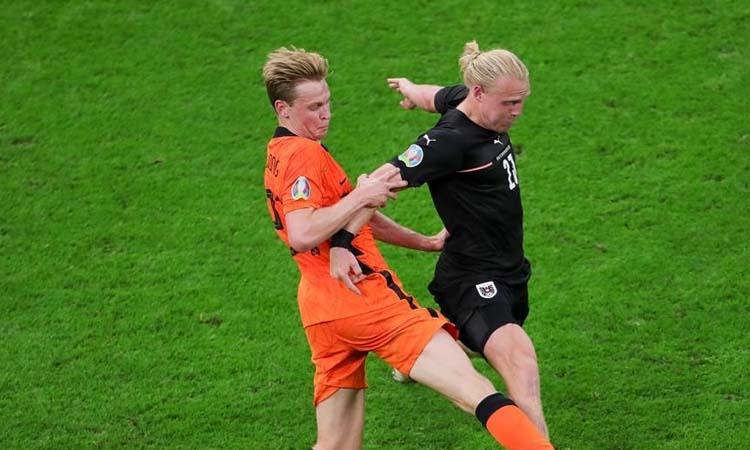 Netherlands see off Austria to reach Euro 2020 last 16