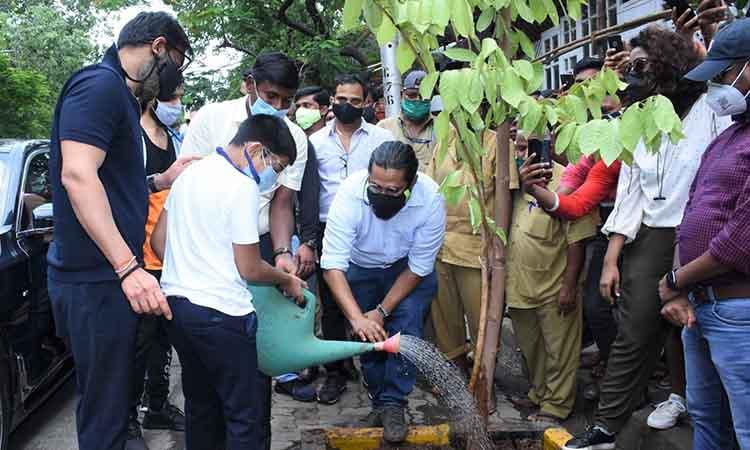 Ajay Devgn on planting trees-I can set example, all including kids should be involved