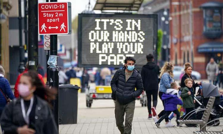 Third wave of Covid definitely under way in UK Scientist