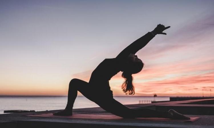 Detox yoga-How eating, asana practice and breathwork interconnect