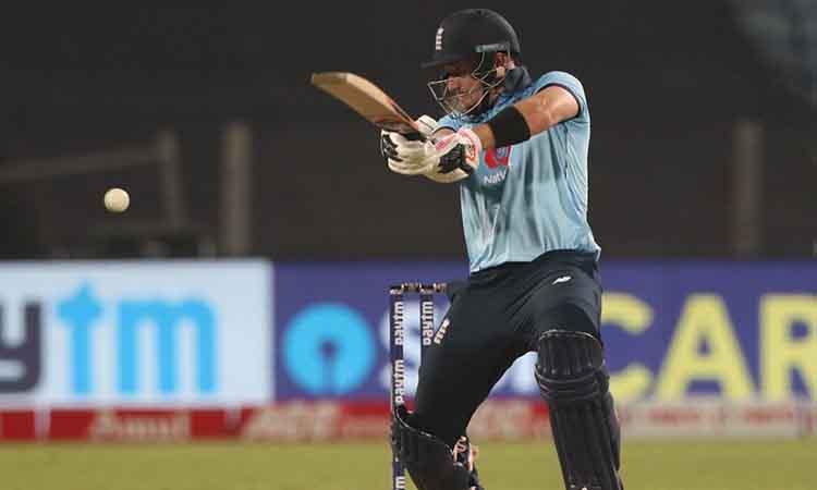 England thrash Sri Lanka, take 2-0 lead in T20I series