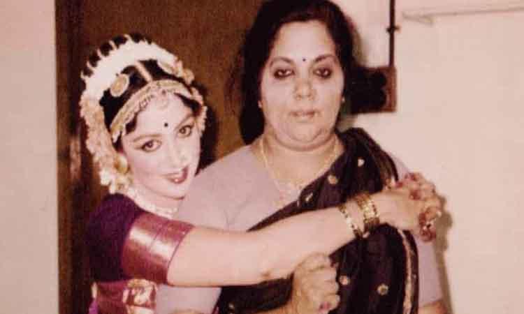 Hema Malini remembers her mother: She made me what I am