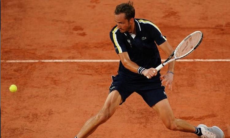 ,Tennis Medvedev, Medvedev one win away from maiden grass-court title, Daniil Medvedev, Medvedev one win away from maiden grass-court title