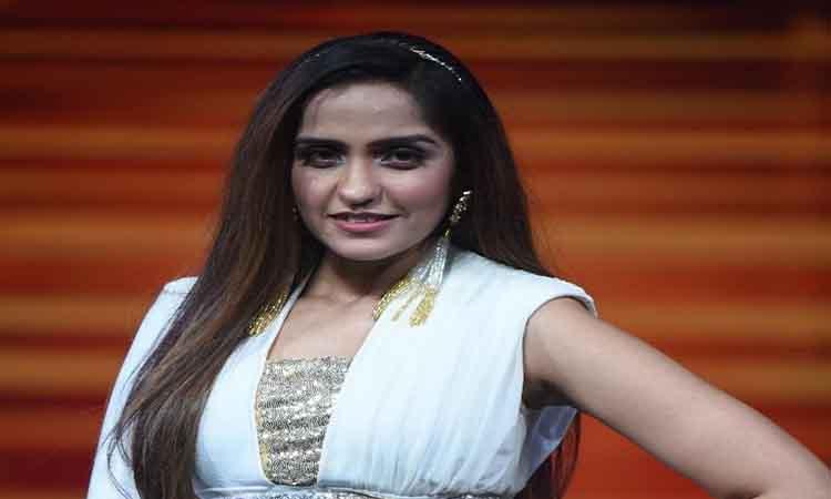 Asees Kaur on working with AR Rahman: It was an instant yes from me
