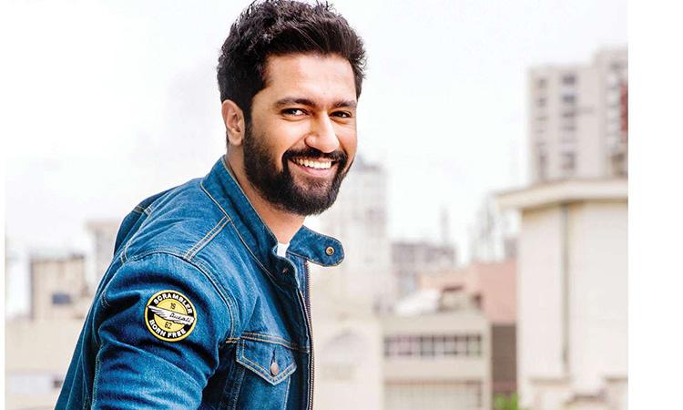 Bollywood, Vicky Khaushal, Bhumi Pednekar, Vicky Kaushal, Bhumi Pednekar test Covid positive, Vicky sprinkles monochrome magic with gym picture