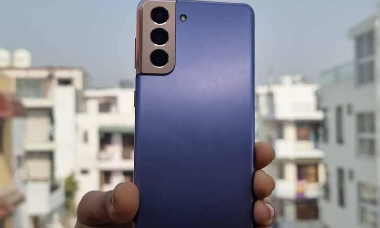 Samsung Galaxy S21 Ultra wins best smartphone award at MWC 2021