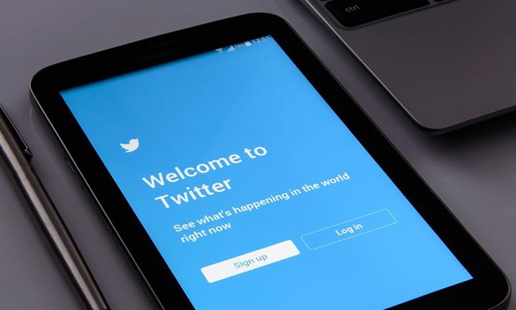 Twitter planning 'trusted friends' feature: Report