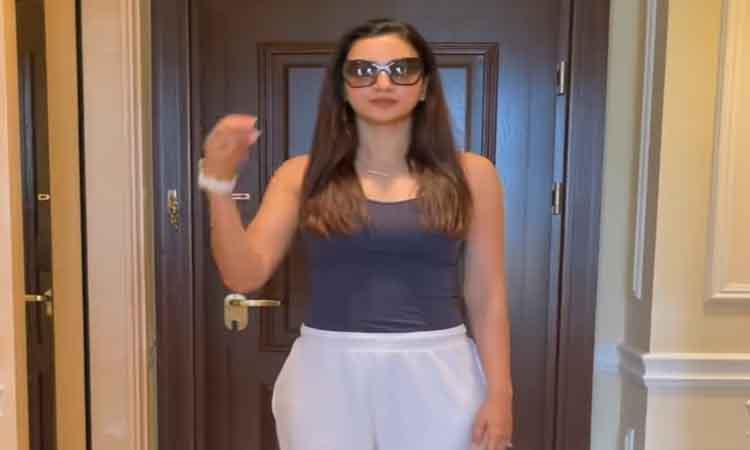 Gauahar Khan shares honeymoon pics from Russia