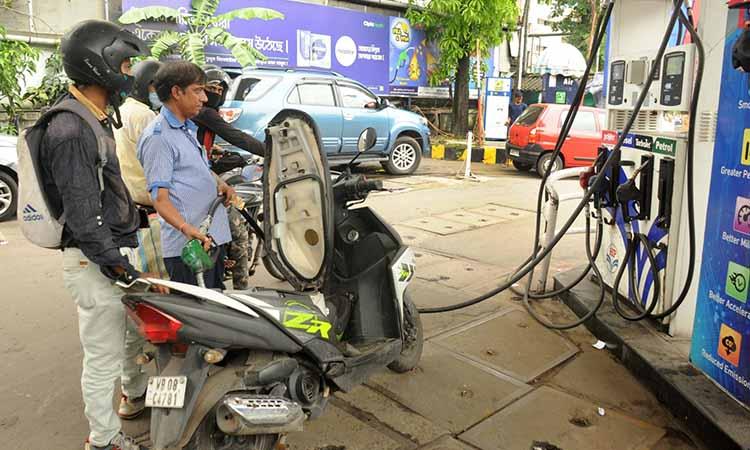 Petrol, diesel price rise paused a day after reaching new highs