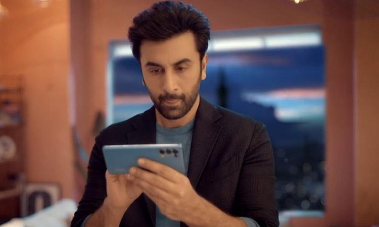 OPPO Reno6-Smartphone-Ranbir Kapoor