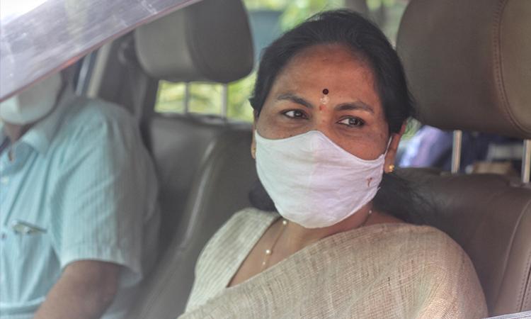 Karandlaje sworn in, Hours before swearing in, Karandlaje deletes her Twitter timeline,Shobha Karandlaje