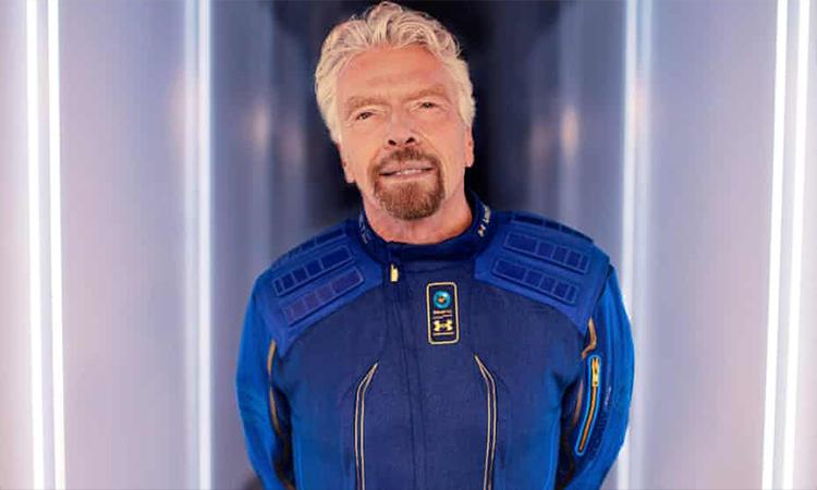 Virgin Galactic, Richard Branson, Virgin Galactic sends Richard Branson to edge of space