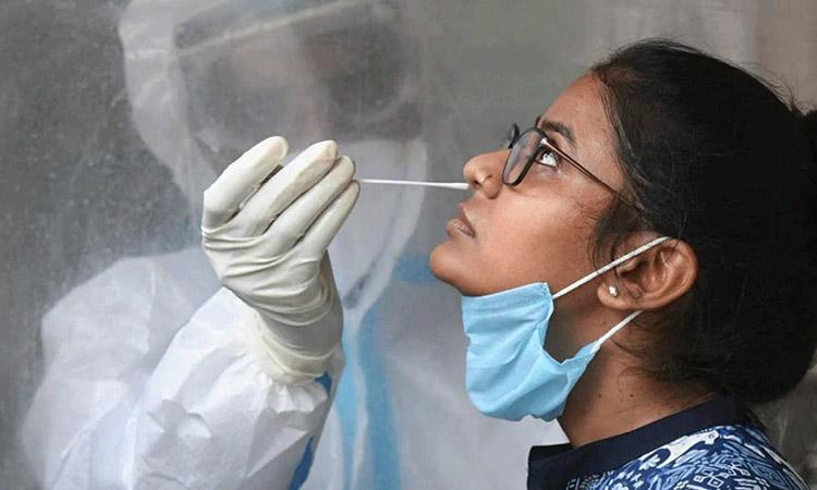 New-Covid-cases-dip-below-2000-in-Karnataka