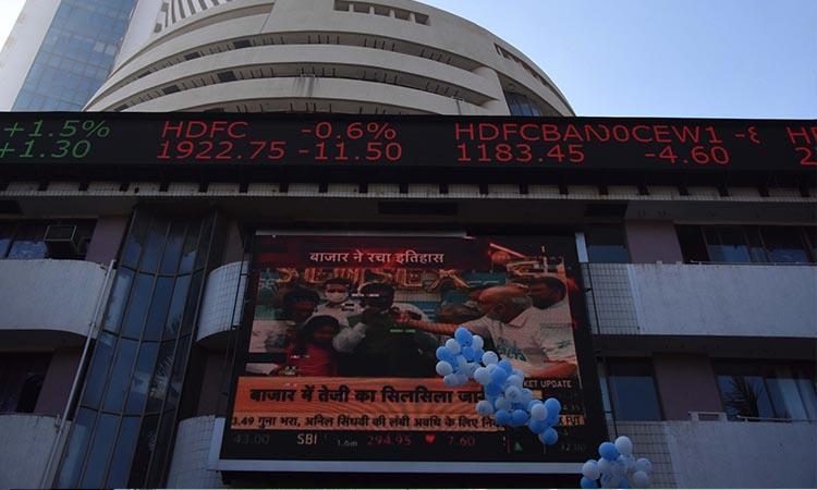 Sensex down, Stock Market, Sensex, Sensex down 1,100 points amid rising Covid cases, Sensex gains 245 points, Nifty above 15,750-mark