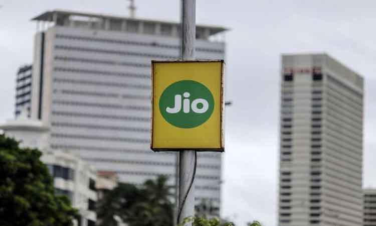 Jio tops subscriber race in April, Vodafone Idea user base erodes