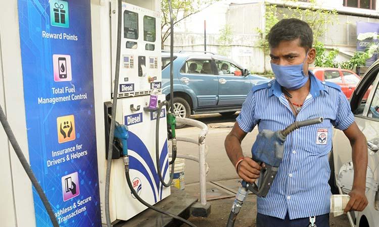 Relief-for-consumers-as-fuel-rates-remain-static-on-Tuesday