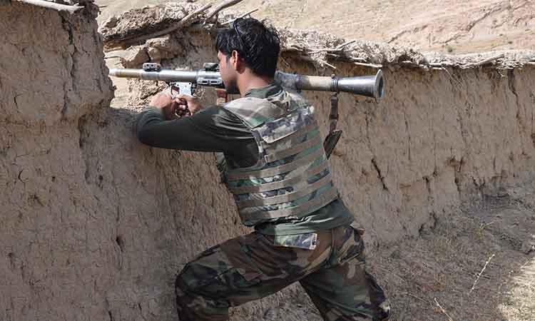 Afghan-soldier-war-front
